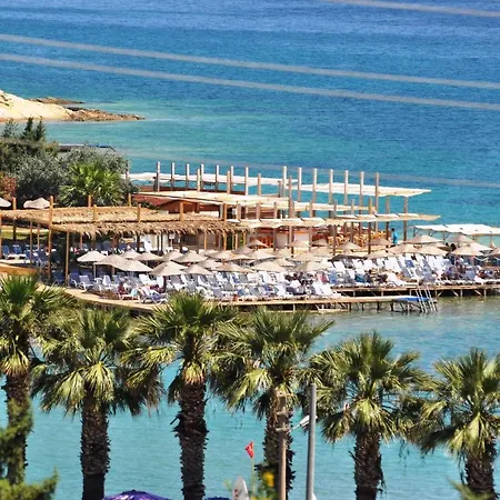 Hotel Ladin Çeşme