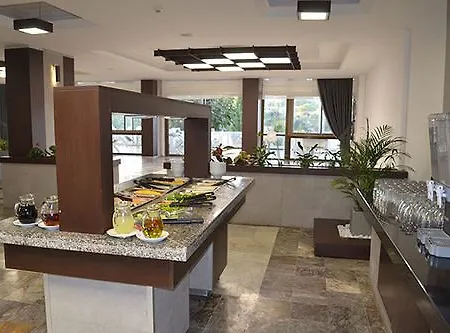 Hotel Ladin 3*