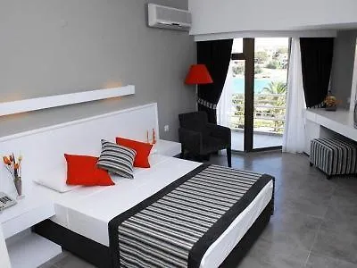 Ladin 3* Çeşme