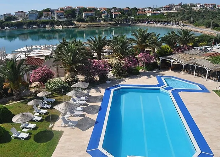 Ladin 3* Çeşme
