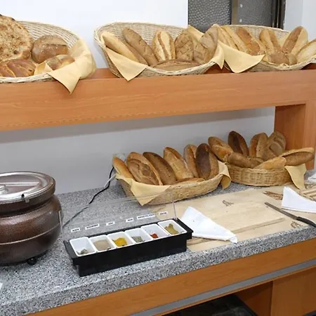 Ladin 酒店 Çeşme