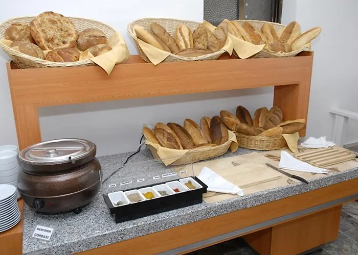 Ladin Szálloda Çeşme