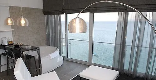 Szálloda Ladin Çeşme